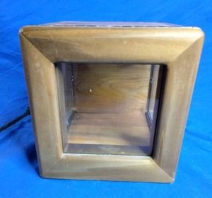 lot 206 image: Wood Lighted 8x 8 Display Box