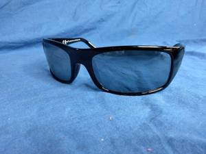 lot 215 image: Maui Jim Sunglasses