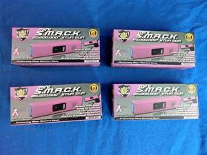 lot 182 image: 4 New Streetwise Mini SMACK 20,000,000 Stun Guns, Pink