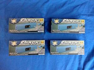 lot 192 image: 4 New Streetwise Mini SMACK 20,000,000 Stun Guns, Blue