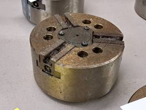 lot 55 image: 3-Jaw Power Chuck 3-12x6-12 - Kitagawa B-206