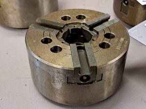 lot 54 image: 3-Jaw Power Chuck 3-12x6-12 - Kitagawa B-206