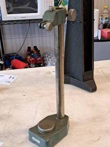 lot 35 image: Mitutoyo 17-12 Height Gauge Base