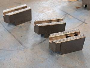 lot 68 image: Lot of (3) Ram Chuck Jaws 1-14x3x1-12 - Abbott KTT6S