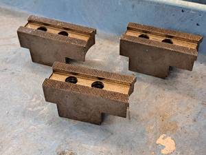 lot 72 image: Lot of (3) Ram Chuck Jaws 1-34x3-58x2 - Daco D10SSH