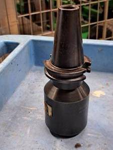 lot 141 image: 2-12 Milling Machine Tool Holder - Carboloy Systems CV40-EM4.62-1500
