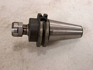lot 132 image: 2-12 Milling Machine Tool Holder