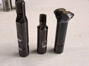 lot 159 image: Lot of (3) 34 Indexable Face Mill Inserts