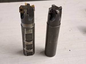 lot 161 image: Lot of (2) 1 Indexable Face Mill Inserts