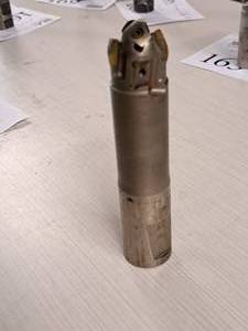 lot 166 image: 1-14 Indexable End Mill Tool