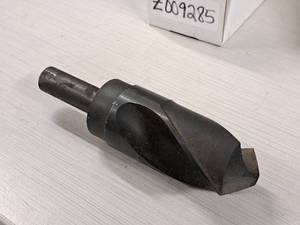 lot 171 image: 1-34 Machining Bit