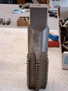 lot 204 image: 1-14-drive 2 Drill Taper Bit