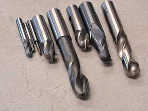 lot 232 image: Lot of (8) Milling Bits  Assorted