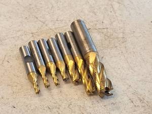 lot 274 image: Lot of (7) End Mill RoughingCutting Bits  Assorted
