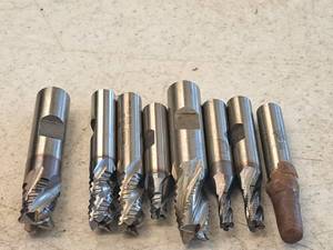 lot 268 image: Lot of (8) End Mill Bits  Assorted