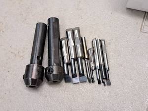 lot 293 image: Right-Hand Machining Boring Bits (x8) and Chucks (x2)  Assorted  Various Sizes and Dimensions