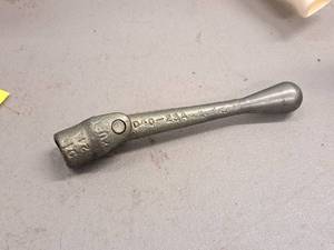 lot 101A image: 6 Machining Tool Handle
