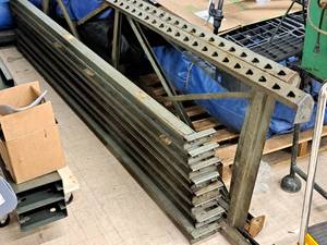 lot 2 image: Pallet Racking - 10x9x30 - 10 Uprights (x2), 9 Cross Beams (x8)