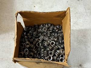 lot 358 image: Lot of (1 Box) Compression Springs
