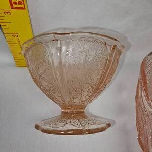 lot 3 image: Pink Depression Square Bowl and Ice Cream Cup