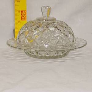 lot 13 image: Vintage Anchor Hocking Savanah Pattern Butter DishCream Cheese Dish