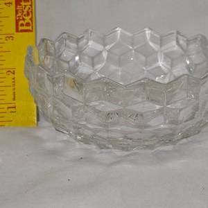 lot 14 image: Fostoria American Flared 5 Serving Bowl