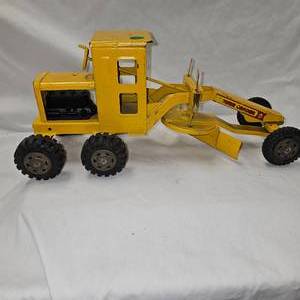 Vintgage Marx Power Grader in 85-90% Condition, Very Nice