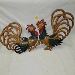 lot 60 image: 50s60s MCM Midwest Cast Metal RoosterChicken Farmhouse Art