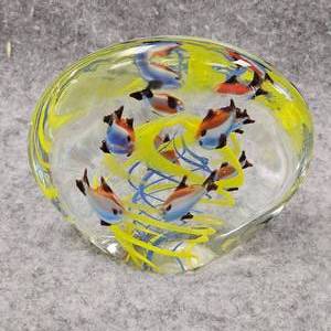 lot 67 image: Murano Italy Glass Paperweight Underwater Aquarium Scene