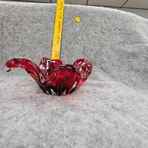 lot 84 image: Vintage Flower Petal Bowl in RedOrange Pattern