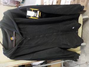 lot 75 image: Berne size 2 XL Hooded Jacket new w...