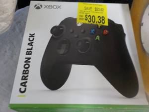 lot 147 image: Xbox Wireless Controller...