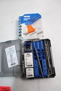 lot A-54 image: Kreg Pocket-Hole Jig 320 Kit with Accessories