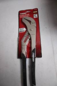 lot 68 image: Husky 16 in Groove Joint Pliers with Rust Protection