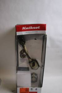 lot 77 image: Kwikset SmartKey Front Entry Set in Brass