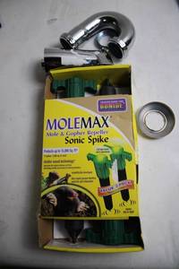 lot 118 image: MoleMax Sonic Spike and Chrome P-Trap Plumbing Set