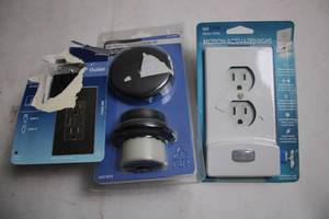 lot 124 image: Lot of Outlet Covers with Motion Activated Light and USB Charging Ports