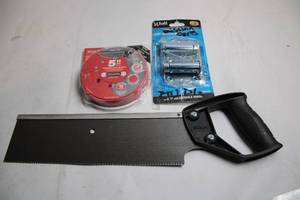 lot 136 image: Stanley Hand Saw, Diablo 5 Sanding Discs, and Adjustable Hinges Set