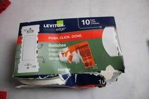 lot 160 image: 10-Pack Leviton Decora Edge Paddle Switches