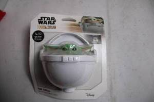 lot 161 image: Disney Star Wars The Child Soft White LED Night Light