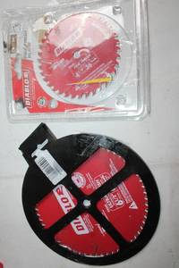 lot 171 image: Set of 2 Diablo Fine Finish Saw Blades - 6 12 inch and 4 12 inch