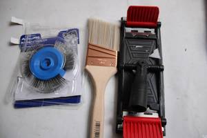 lot 179 image: Set of 3 Tools 4 Stripping Brush, 2.5 Paint Brush, and Floor Scraper