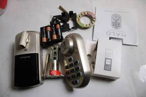 Kwikset Halo Smart Lock with Keypad and Accessories