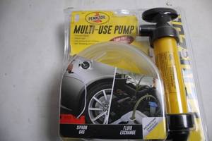 lot 226 image: Pennzoil Multi-Use Siphon Pump with Accessories