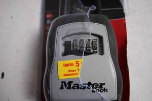 lot 274 image: Master Lock Combination Key Safe Box