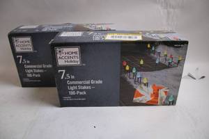 lot 371 image: Home Accents Holiday 7.5 inch Commercial Grade Light Stakes - 100-Pack, Set of 2