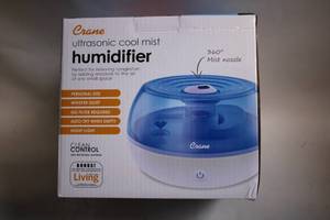 lot 393 image: Crane Ultrasonic Cool Mist Humidifier with 360° Mist Nozzle