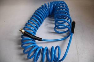 lot 398 image: Blue Coiled High-Pressure Air Compressor Hose