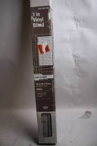 lot 411 image: 31x72 inch Cordless Vinyl Blind in White