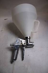 lot 420 image: Heavy-Duty Cement Mortar Sprayer with Large White Plastic Hopper